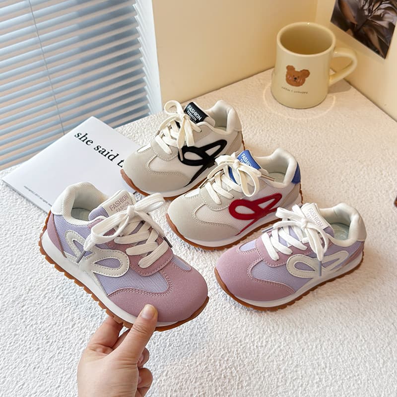 Girls Shoes 2026 Spring New Kids Sports Shoes Anti-slip Soft Sole German Training Shoes Breathable Mesh Boys Agassi Shoes