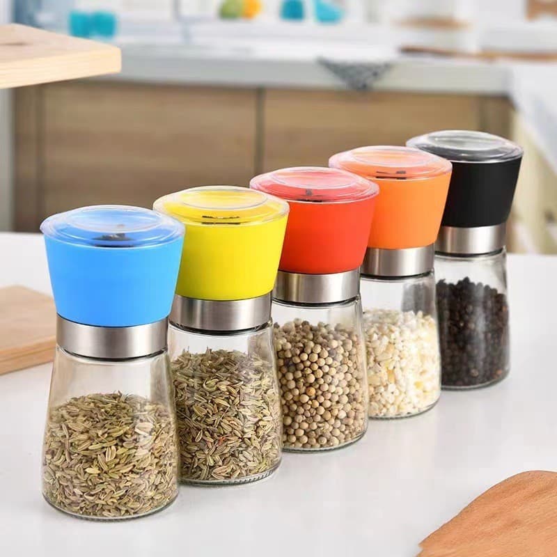 Wholesale Japanese-style manual household stainless steel pepper grinder glass kitchen gadget portable spice jar