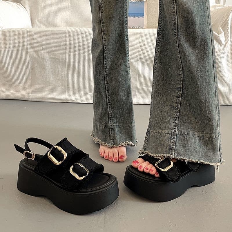 Trendy Thick-Soled Platform Sandals for Women Summer 2024 New Fashion Elevated Wedge Slippers for Outdoor Wear