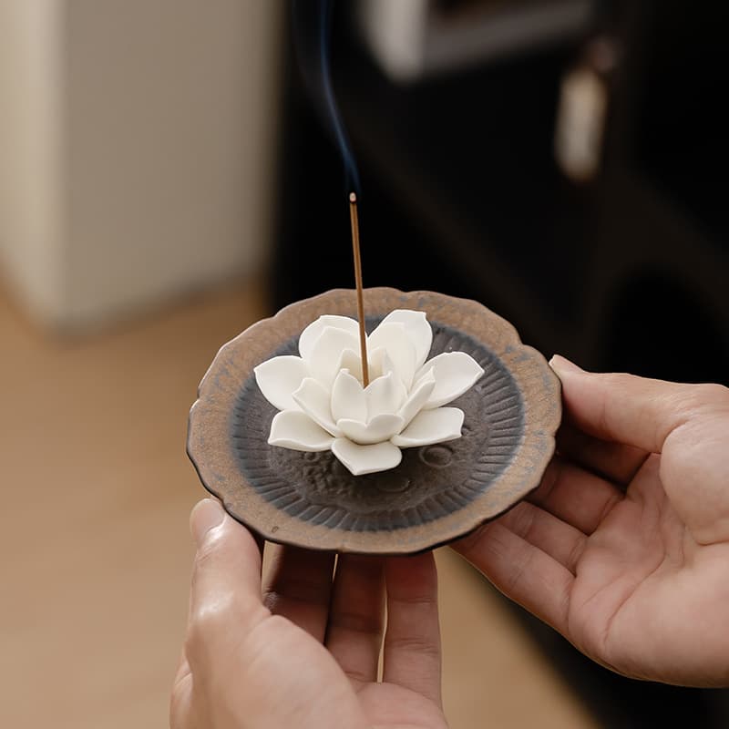 New Chinese Zen Lotus Incense Stick Holder Handmade Ceramic Incense Burner Indoor Tea Room Incense Stand Incense Tray Decoration