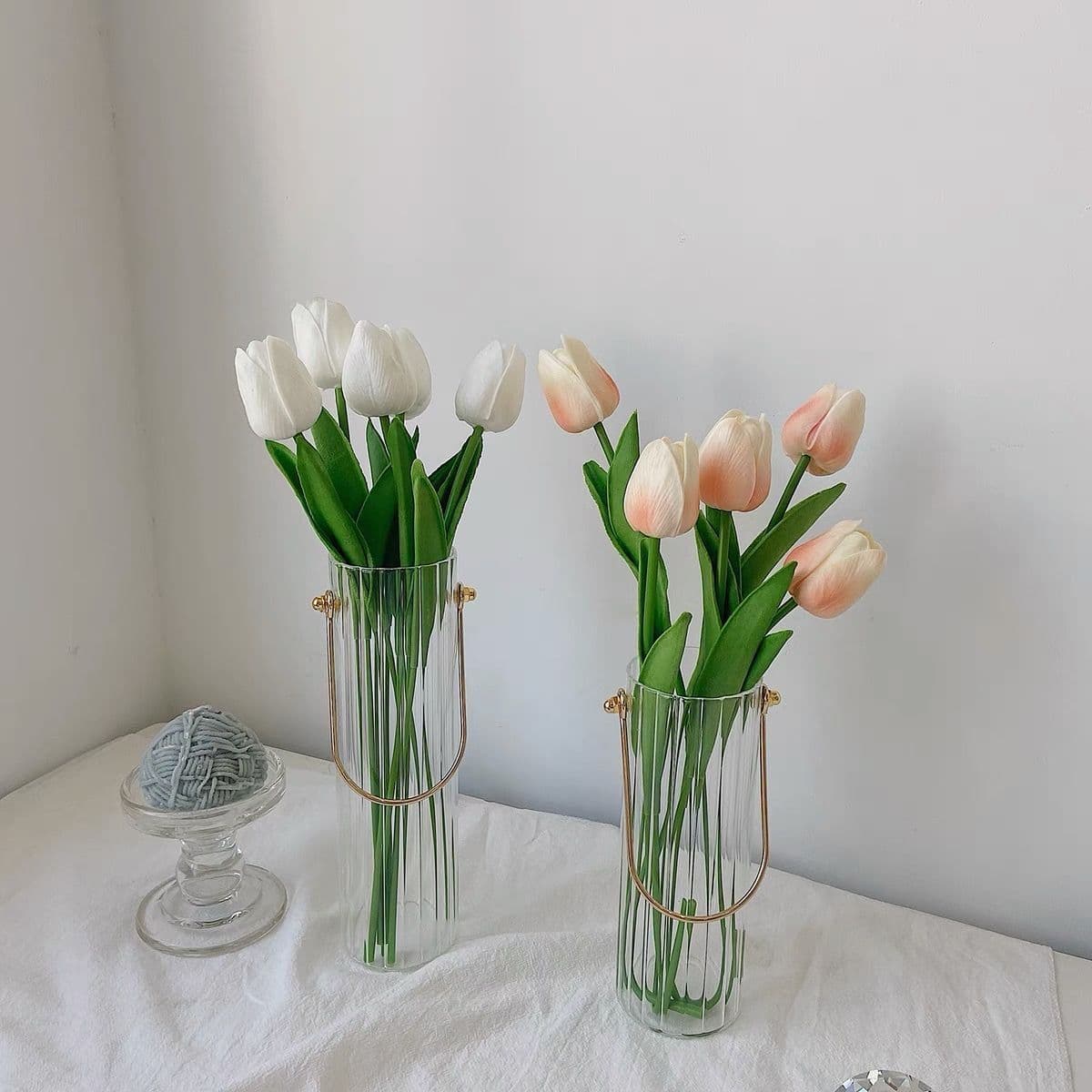 Trendy Light Luxury Transparent Vase Nordic Small Decor for Living Room Modern Simple Portable Self-Watering Vase