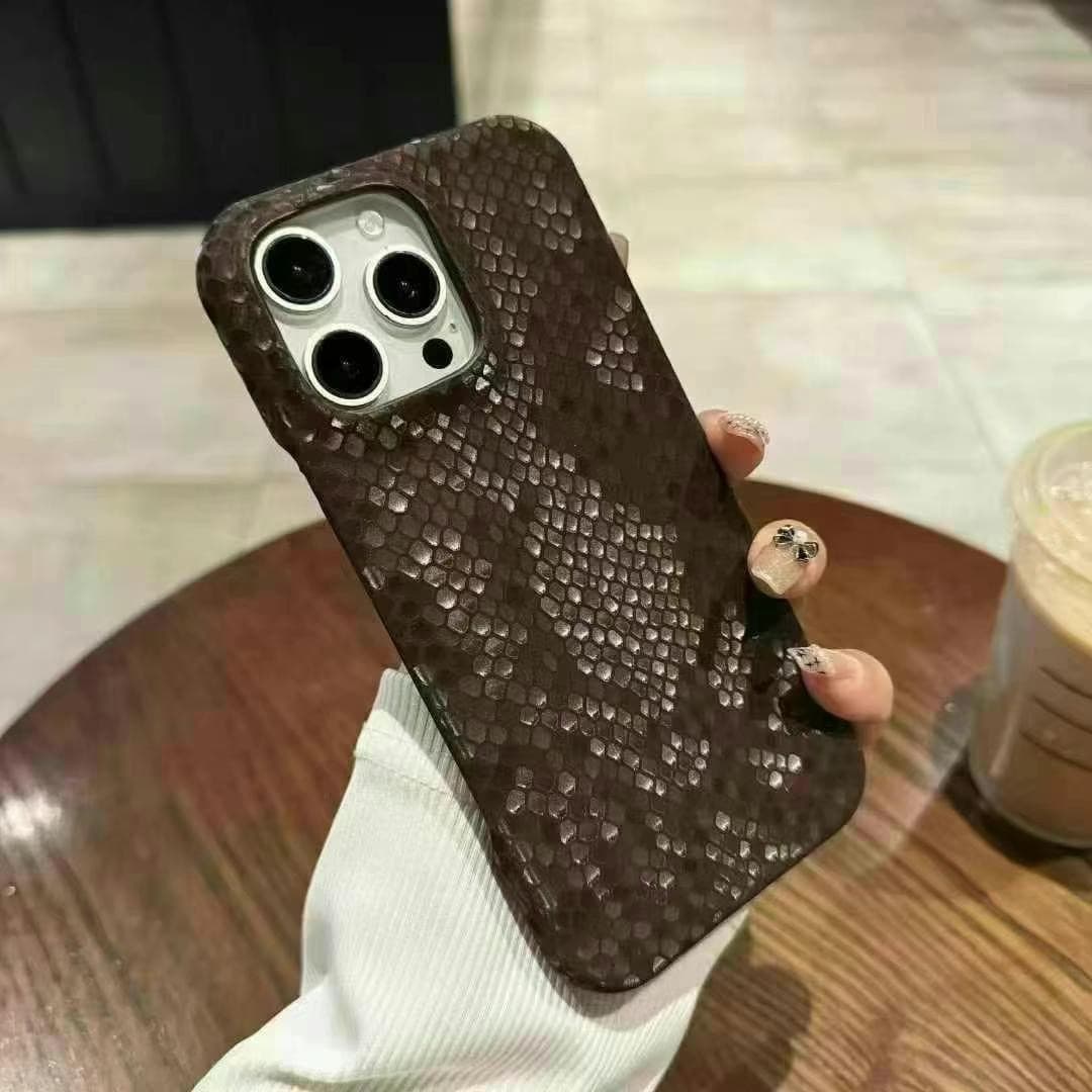 Gold Silk Snake Skin Pattern Phone Case for iPhone 17 Pro Max, Apple 15, Premium Feel, 14, Girl's Style, Three-Pack Leather Sticker Phone Case