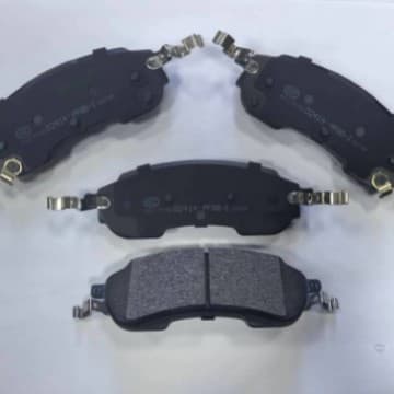 D2414 brake pads for Ford pickups, compatible with MB3C-2M007-AC and MB3Z-2200-A.