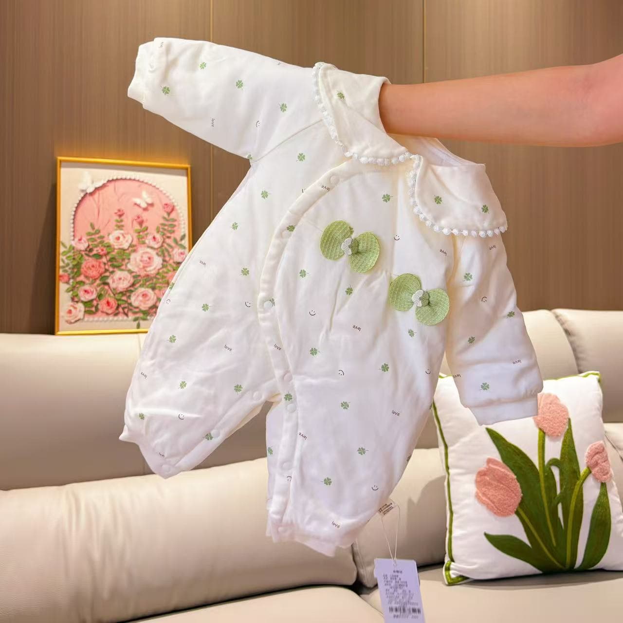 Baby One-Piece Cotton-Padded Jacket, Thickened and Stylish, Autumn and Winter Baby Girl's Cotton-Padded Jacket, Princess-Style Romper, Long Crawl Suit