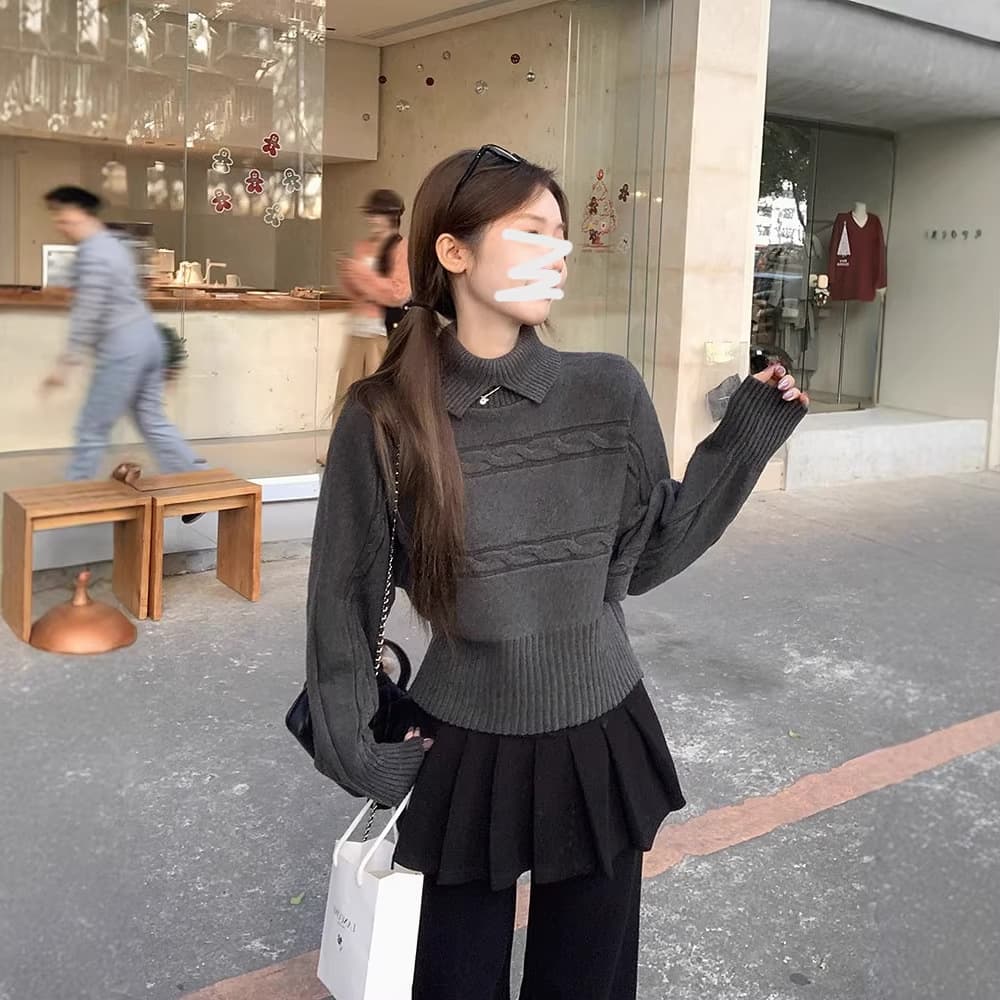 Korean Retro Long-Sleeve Turn-Down Collar Cable Knit Sweater for Women, Loose and Cozy Fall Winter Layering Knit Top