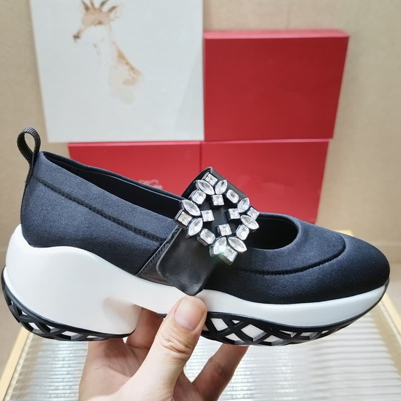 Korean Light Luxury Thick-Soled R~ Diamond Buckle Height-Increasing Casual Shoes for Women, Platform Heels, New Spring/Summer Casual Magic Shoes