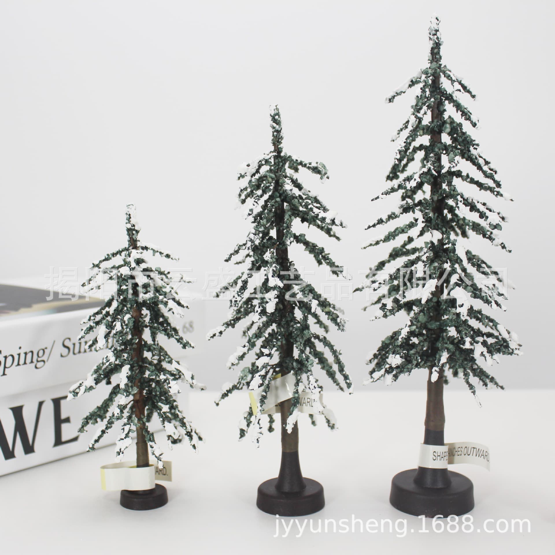Christmas Decoration Creative Desktop Ornament Snow-Covered Pine Mini Christmas Tree Artificial Tree Factory Wholesale