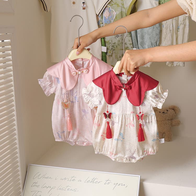 Summer Baby Girl New Chinese Hanfu Onesie Summer Baby Girl Stylish Full Month Hundred Days Short Sleeve Triangle Crawling Suit