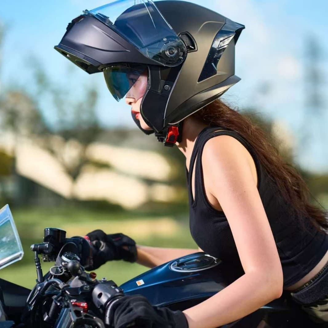 Jiarui 815 Motorcycle Flip-Up Helmet Dual Visor Four-Season Anti-Fog 3C Certified with Bluetooth Slot Racing Safety Helmet