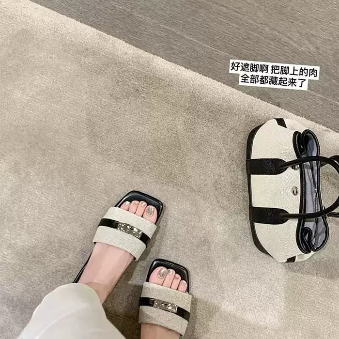 Kelly Square-Toe Buckle Strap Flat Sandals for Women, Suitable for Vacation and Beach Wear