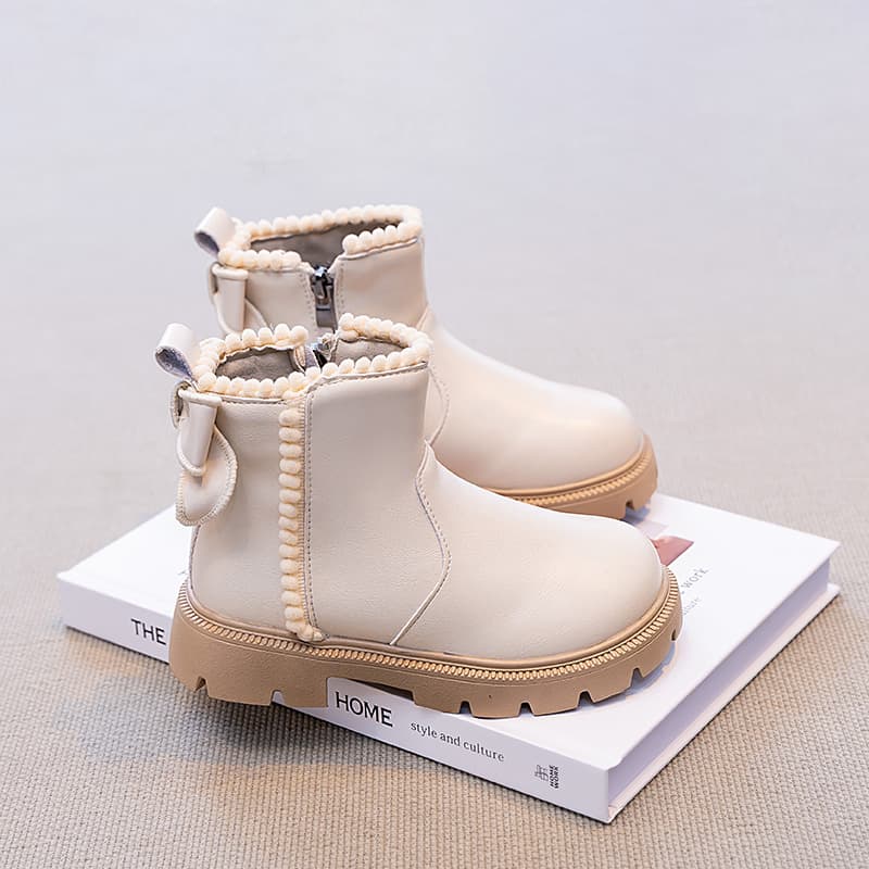 Girls Short Boots 2026 Fall Winter New Children Soft Sole Princess Martin Boots Middle and Older Kids British Style Fleece Lined Leather Boots