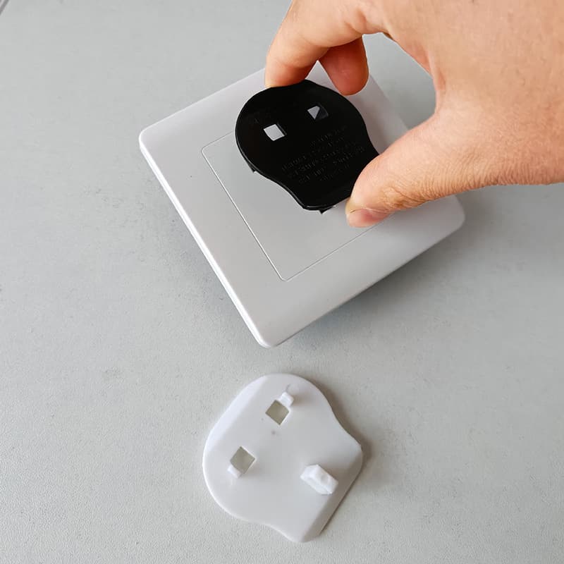Dudubear UK Standard Home Power Socket Protective Cover, British 3-Pin to 2-Pin Adapter Cover, Anti-Electric Shock