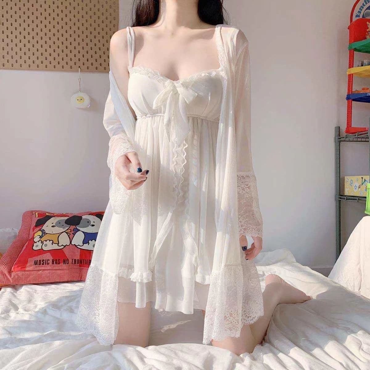 Short Vintage Sweet Palace-Style Lace Pajamas for Women, Spring/Autumn Slim Fit, Korean Version Summer Spaghetti Strap Nightgown, Loungewear