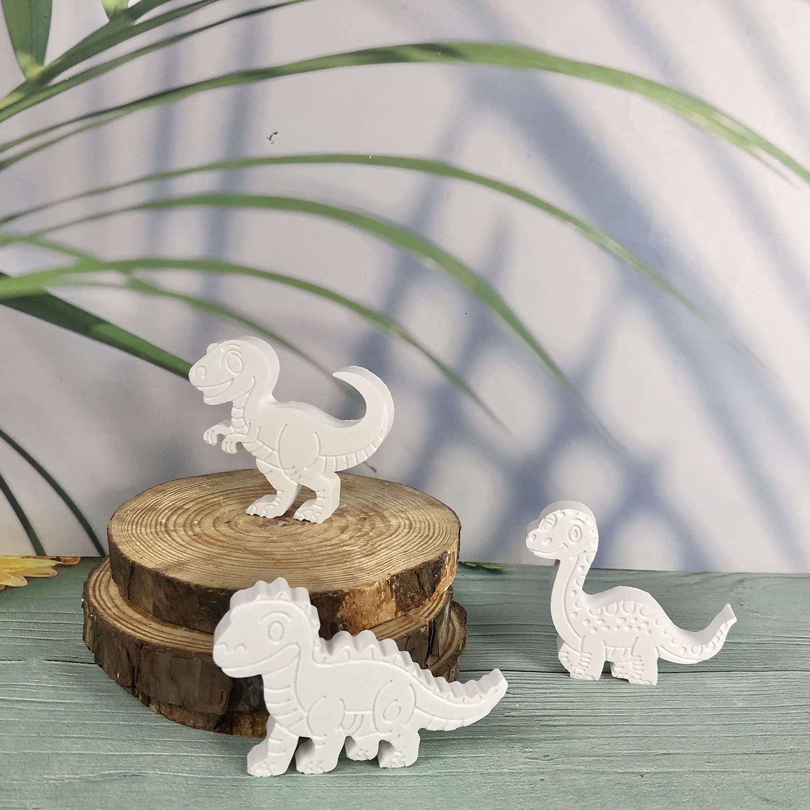 X1668 Three Dinosaur Figurines Decorative Cement Plaster Mold DIY Silicone Mold