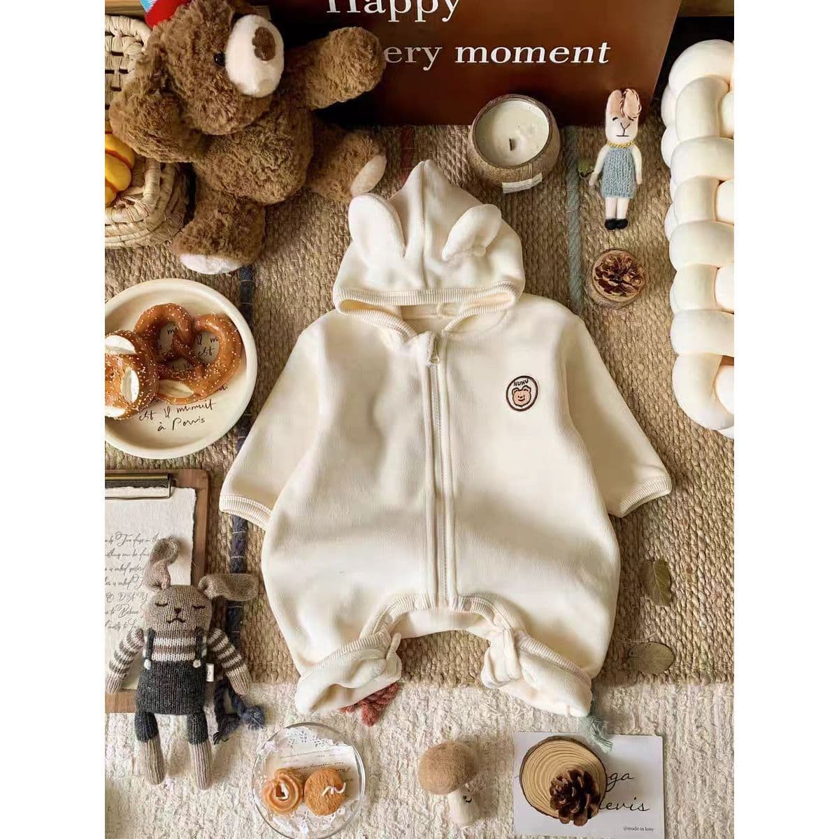 Polar fleece romper for full moon baby, Korean style autumn and winter baby onesie, super cute and stylish bear