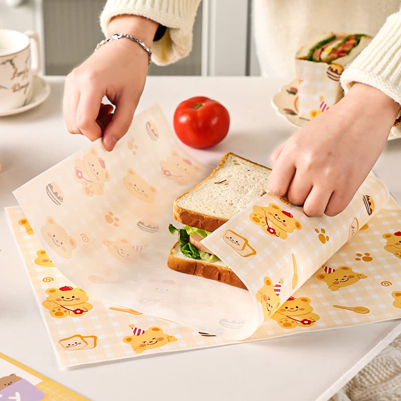 Sandwich Wrapping Paper Bags, Food-Grade, Microwave-Safe, Greaseproof for Hamburgers, Rice Balls, Sandwiches, Butter Box, Bear Design