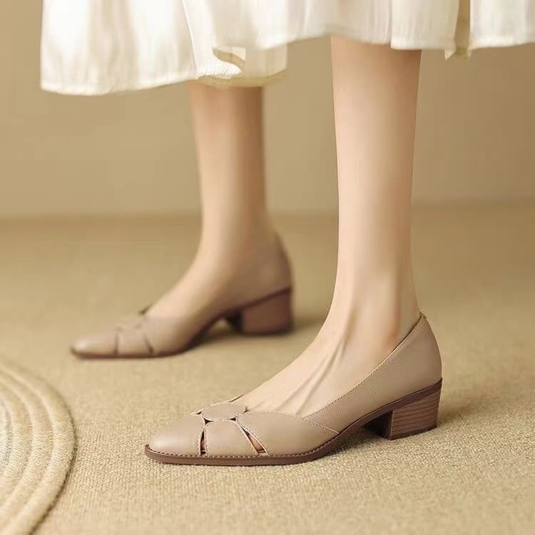 Chunky Heel Pointed Toe Commuting Leather Shoes Loafers Hollow Out Flats Slimming Women's Shoes 2025 Summer New Mom Shoes