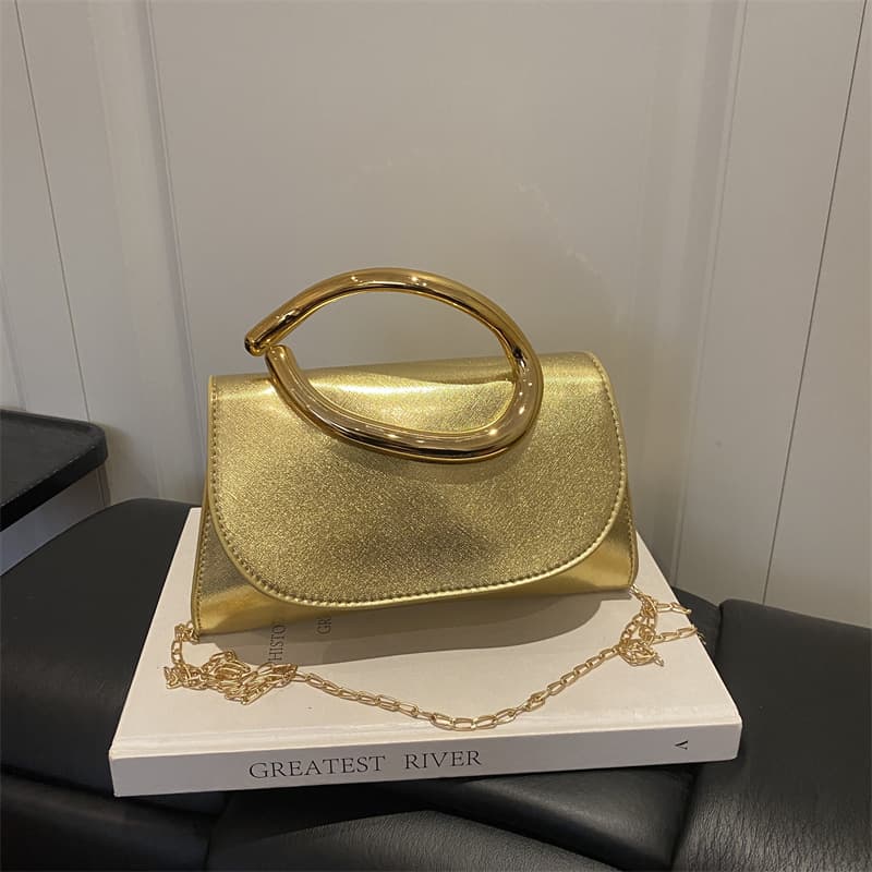 New Fashionable Unique Bag with Niche Design Handbag Casual Simple Square Bag 2026 Stylish Women's Shoulder Bag