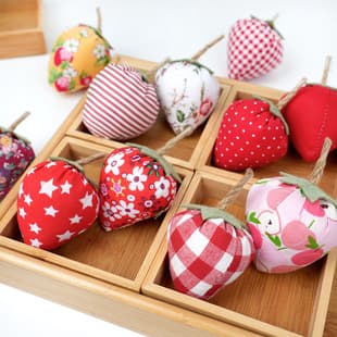 Cross-Border Fabric Cotton-Filled Strawberry Home Decorative Ornament Amazon European American Popular Home Tray Decor