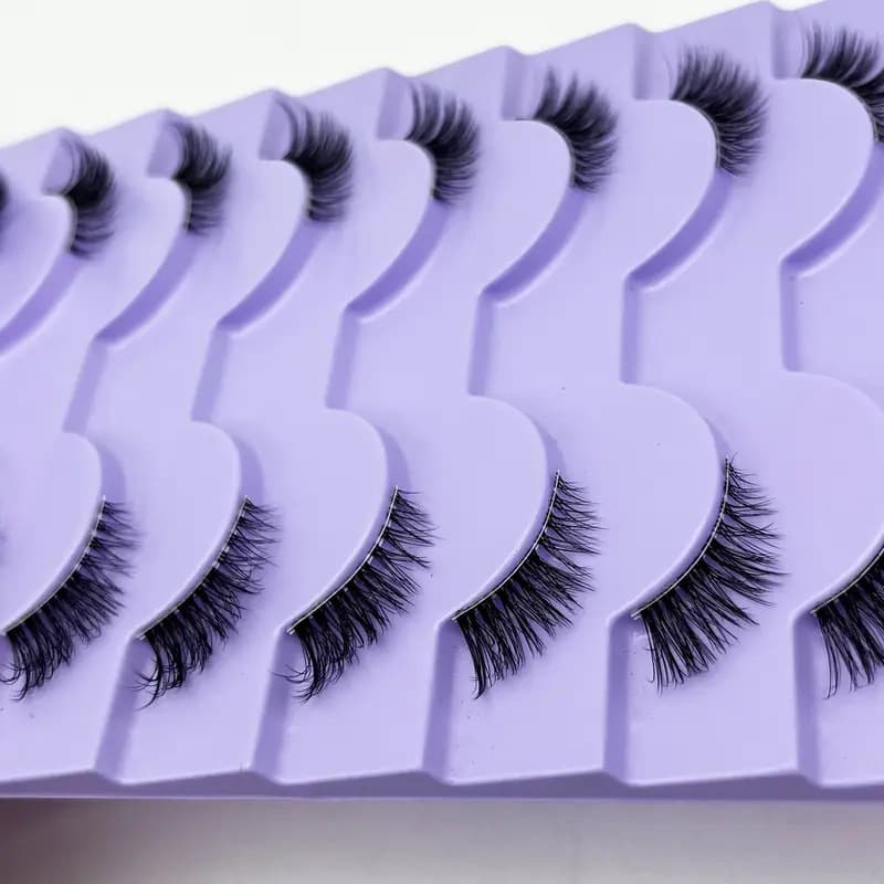 European & American 10-Pair Half Cat Eye Transparent Band Natural Lengthening Half False Lashes, One-Piece Voluminous Style