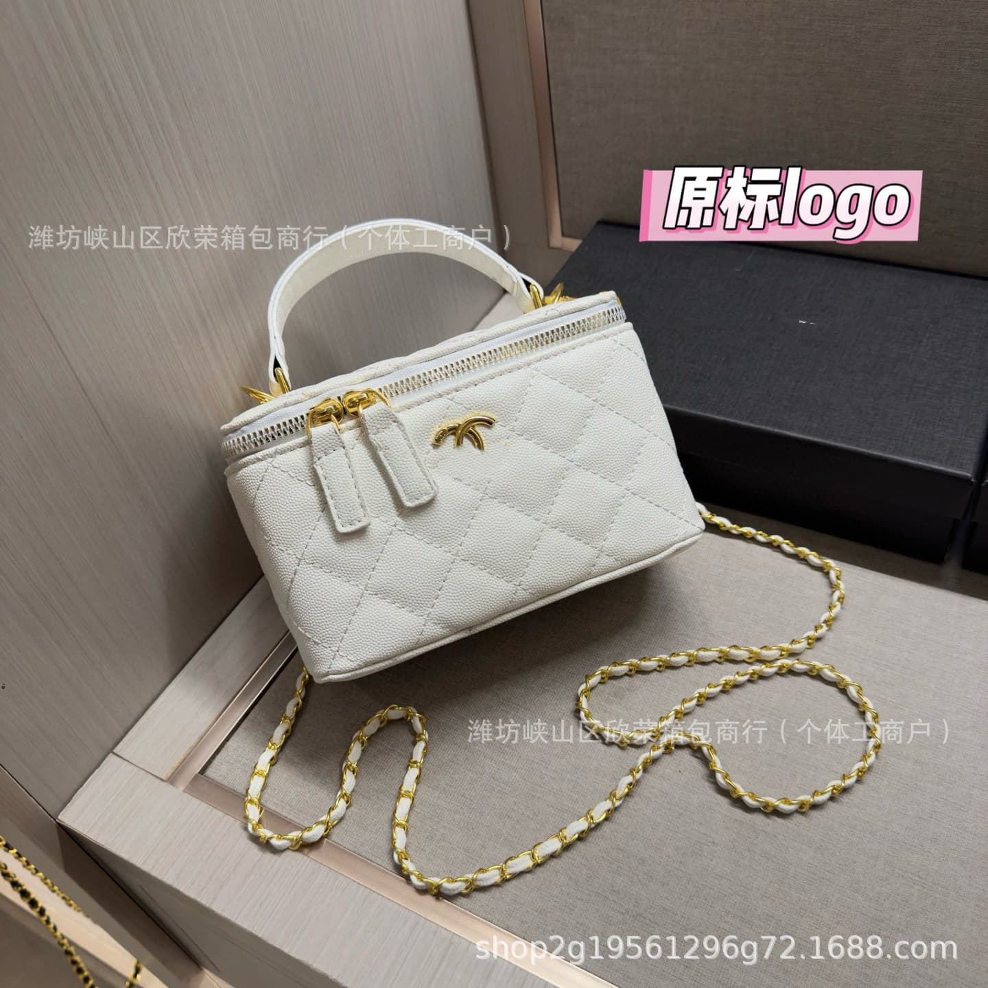 2026 New Fashion Chanel-Style Cosmetic Bag, Trendy Diamond Quilted Chain Box Bag, Versatile Shoulder and Crossbody Women's Bag Wholesale