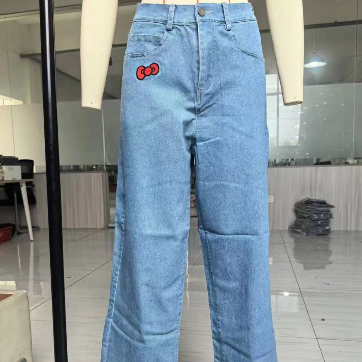 Amazon's 2024 hot new women's denim embroidered wide-leg jeans