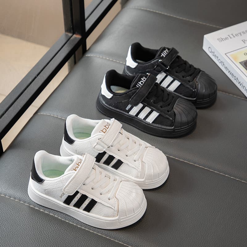 Boys Shoes 2026 Spring Autumn New Children's Sports Shoes Korean Flat Breathable Casual White Shoes Girls Skate Shoes