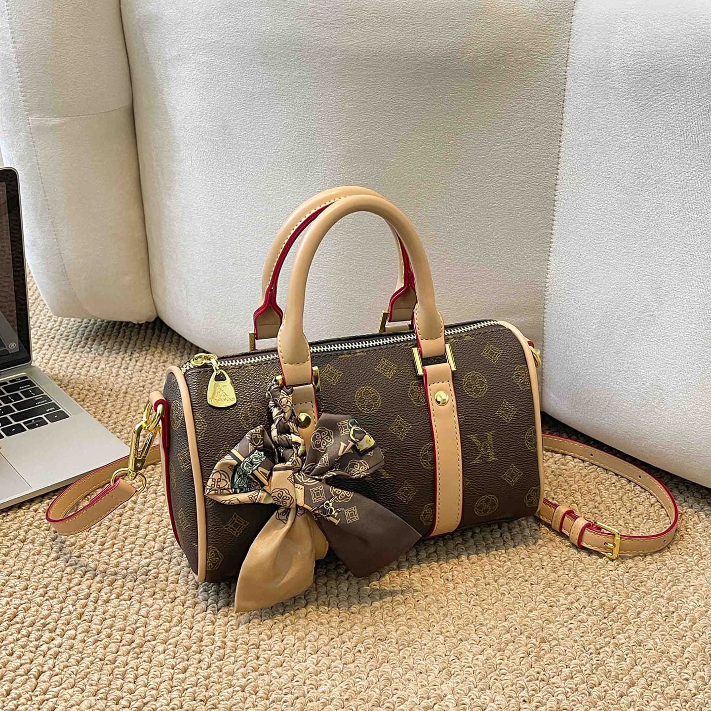 2026 New Luxury Large Capacity Boston Bag with Print, Stylish and Elegant Shoulder Crossbody Bag for Women