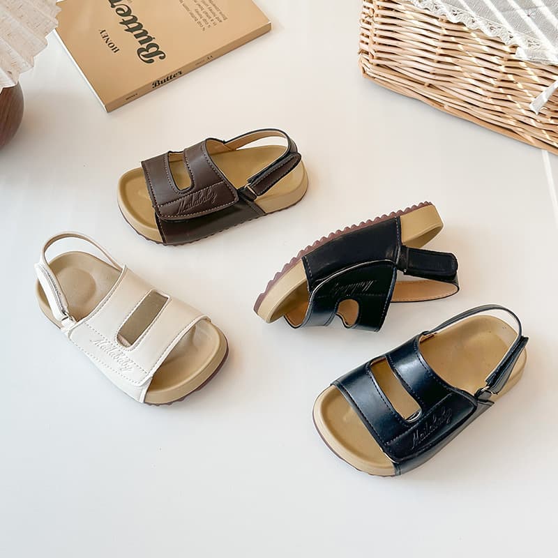 Girls' Versatile Sandals 2025 Autumn New Style, Boys' and Girls' Casual Sports Sandals, Fashion Non-Slip Sandals for Middle and Older Children