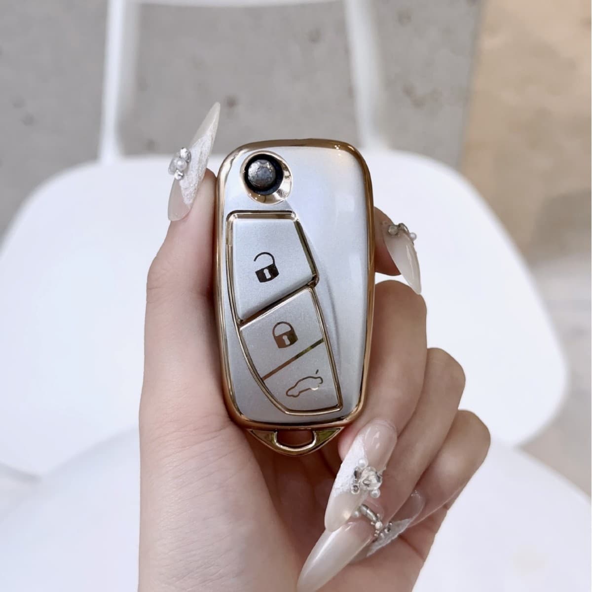 Hot-Selling Products in Stock Recommended for Fiat Bravo 500 Key Shell, Ousheng Bravo, Iveco Car Key Case