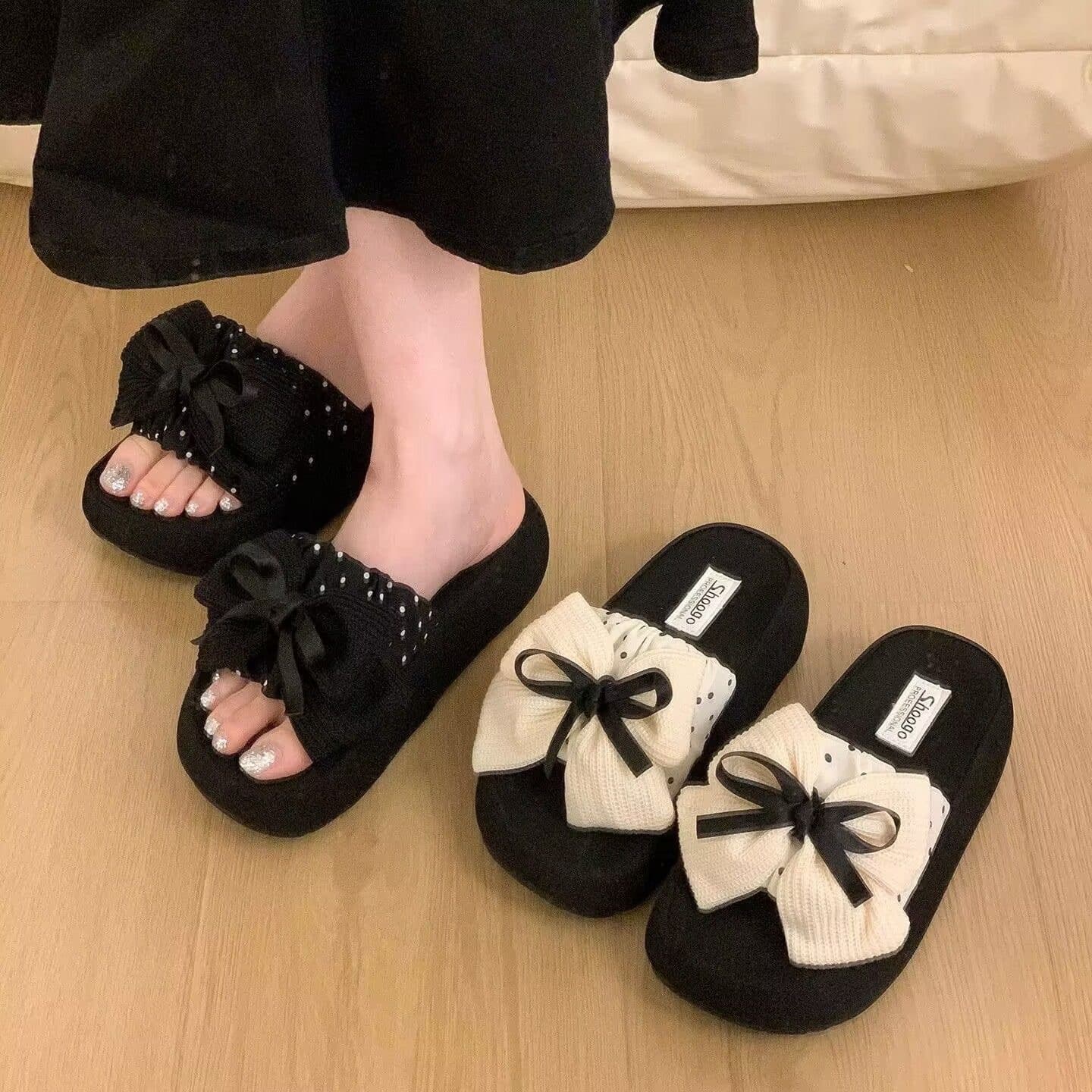 Gentle Fairy Style Flat Slide Sandals for Women Summer 2026 New Chunky Thick Sole Casual Slippers Beautiful Versatile Sandals