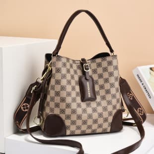 Wide Strap Bucket Bag for Women, Cross-Border New Light Luxury Handbag, Shoulder Bag, Ladies High-End Fashion Crossbody Bag, Trendy
