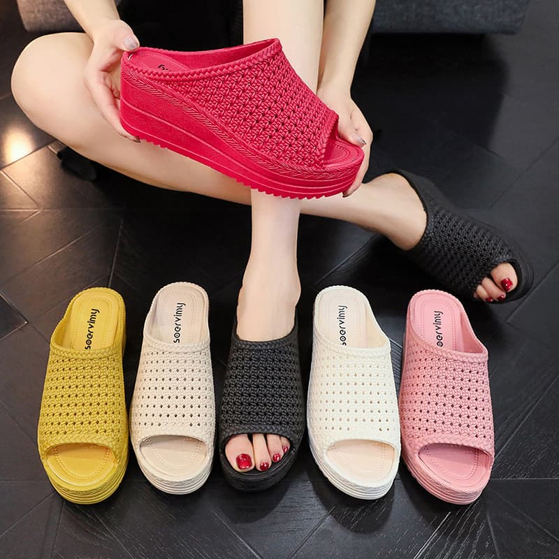 Women's Fashionable Summer Sandals Thick Bottom Slope Heel Outer Wear Beach Slippers Hollow Mesh Design Flat Shoes