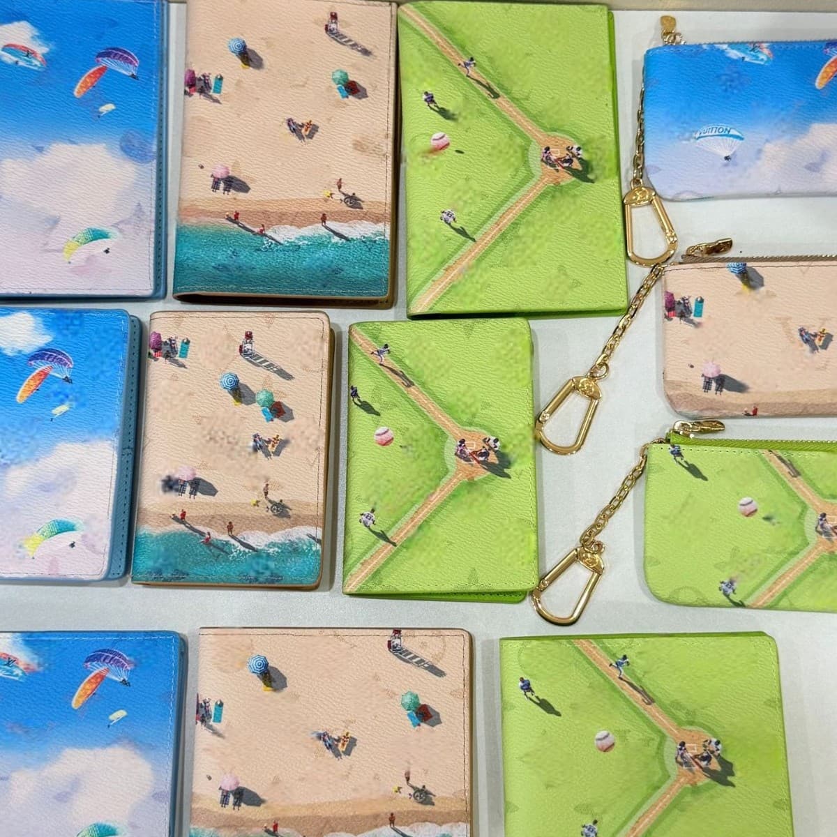 One piece of goods found on behalf of Lvjia new passport wallet card holder key chain storage bag bank card card holder card holder