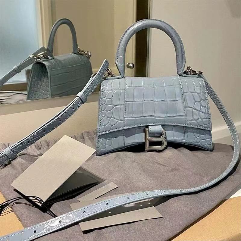 Trendy Bags for Women 2024 New Arrival High-End French Style Niche Hourglass Bag Viral Handbag Shoulder Crossbody Bag