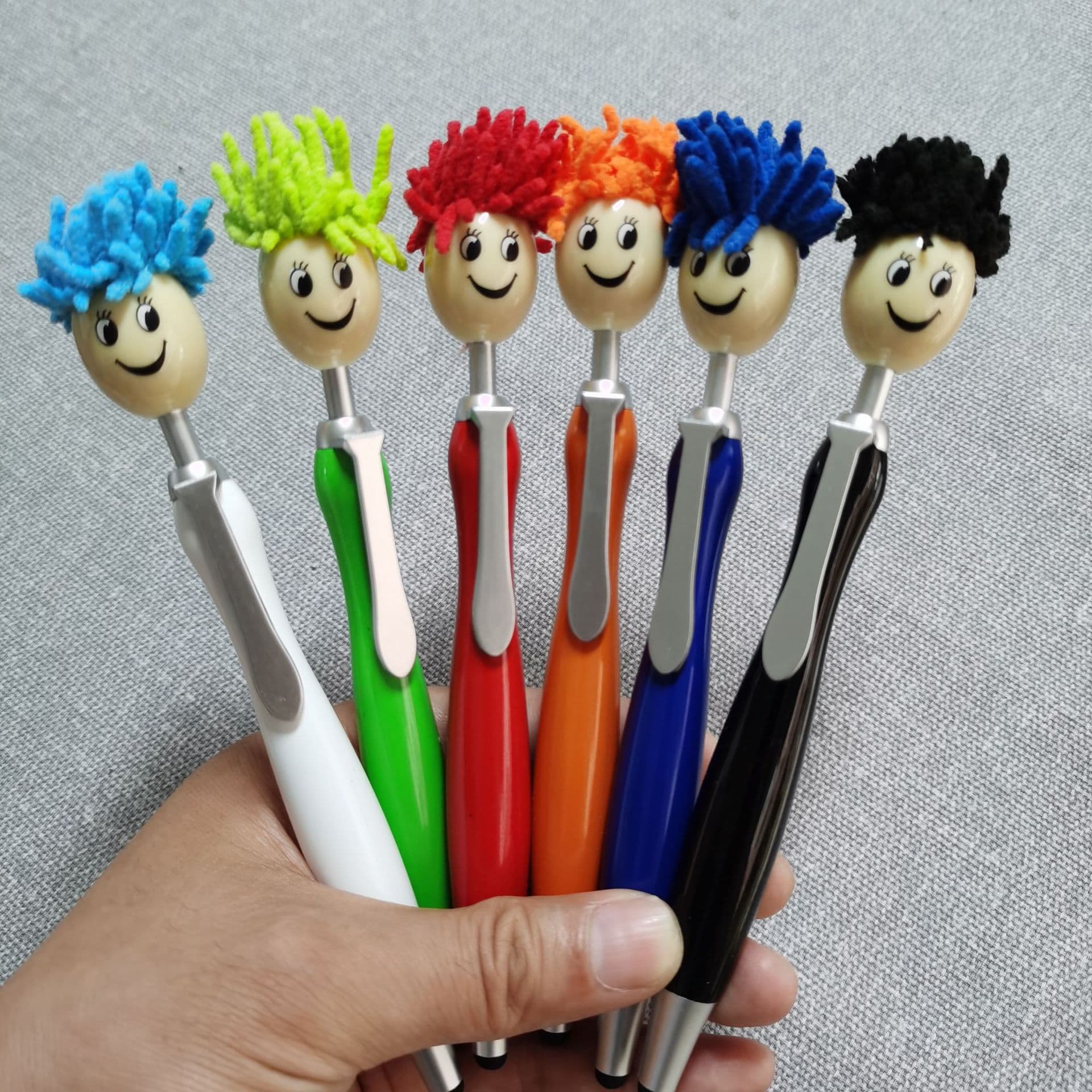 Doll head solid color tie model spray paint plush cartoon head mop head smiley face fur head touch screen wipe ballpoint pen