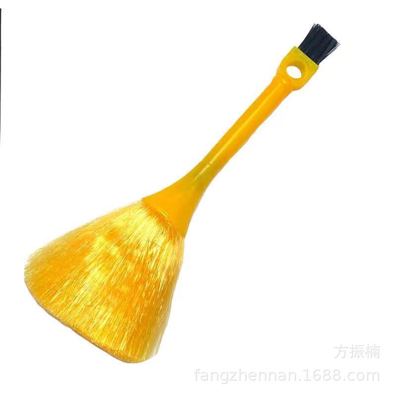 Buddhist duster for cleaning, a Tibetan cleaning tool that absorbs dust, used for sweeping Buddha halls and statues.