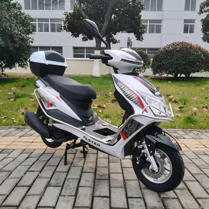 Brand New Bianfeng 150CC Scooter for Export, Commuting Two-Wheeled Motorcycle, Large Footboard, Economical Speed