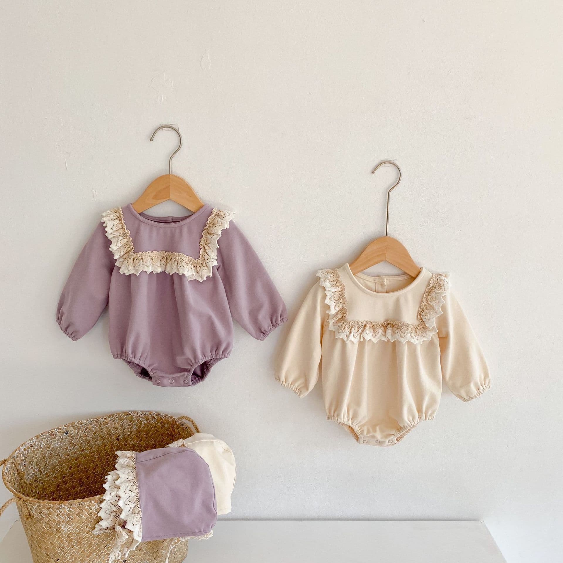 2025 Fall Baby Clothes Long Sleeve Romper Infant Cute Girl Baby Bodysuit One-Piece with Hat