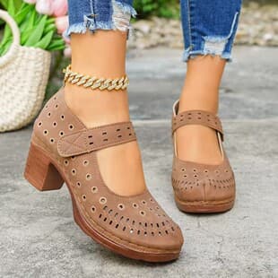 Cross-border Large Size 2026 Summer Sandals for Women, Retro Hollow Velcro Wedge Thick Sole Beach Toe-Cover Women's Sandals