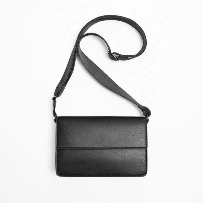 2024 New Men's Vintage Casual Single Shoulder Black Crossbody Bag Trendy Small Square Bag Fashionable Men's Handbag