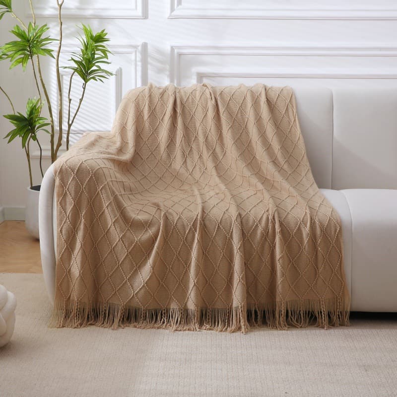 European Style Blanket Winter Thickened Solid Color Throw Blanket for Nap Air Conditioning Sofa Blanket Bed and Breakfast Decorative Knitted Blanket HD