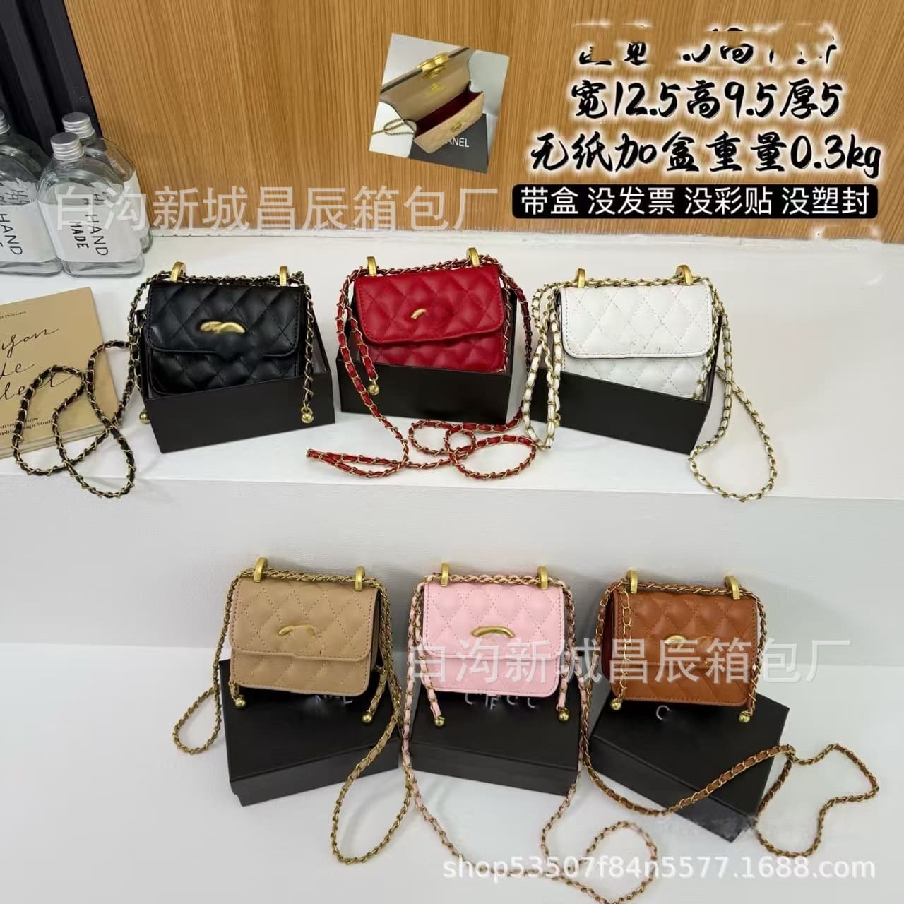 Fashion Women's Bag 2025 New Simple Shoulder Crossbody Bag Mini Chanel Style Diamond Quilted Chain Square Bag
