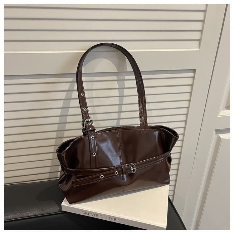 Niche Design Korean Style Underarm Bag 2026 Spring Summer New Large Capacity Commuter Versatile Tote Bag Shoulder Bag for Women
