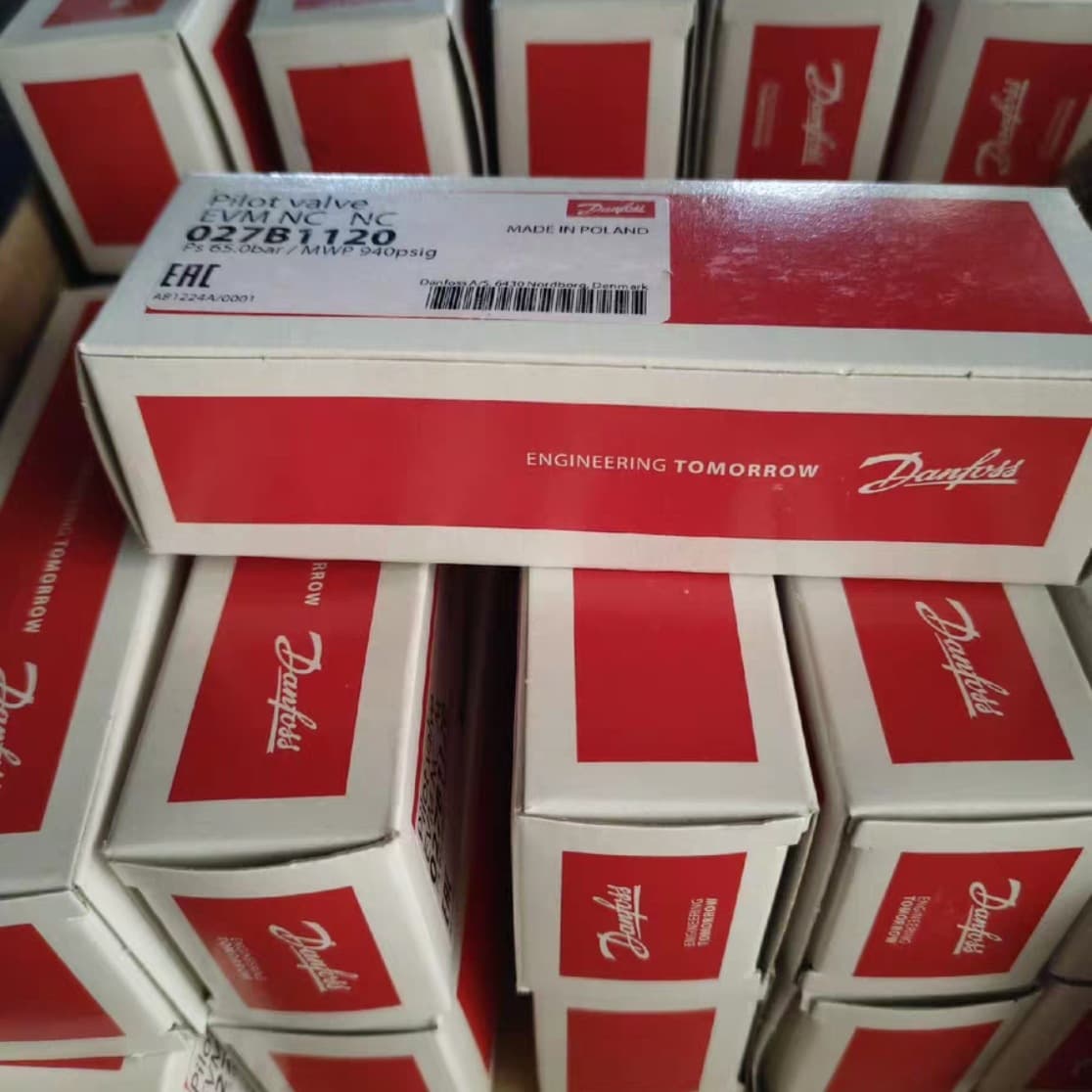 068F5000 Danfoss Solenoid Valve, Large Stock, New Packaging, Spot Price Negotiable