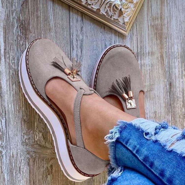 2021 Summer Independent Station Amazon Fashion Large Size Women's Shoes Hollow Tassel Roman Platform European and American Sandals