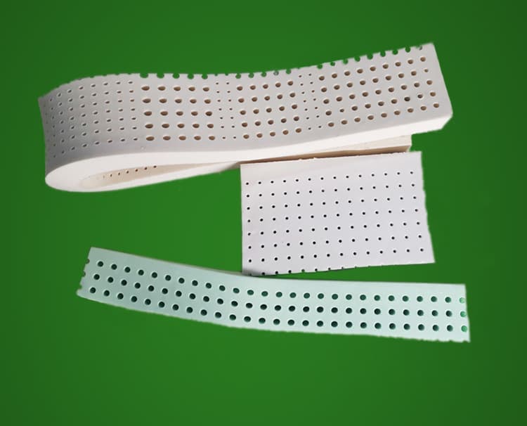 70YF latex mattress, extended and widened, with scraps used for filling bed seams, long strips for sofa backrests, pillows, and bay window latex.