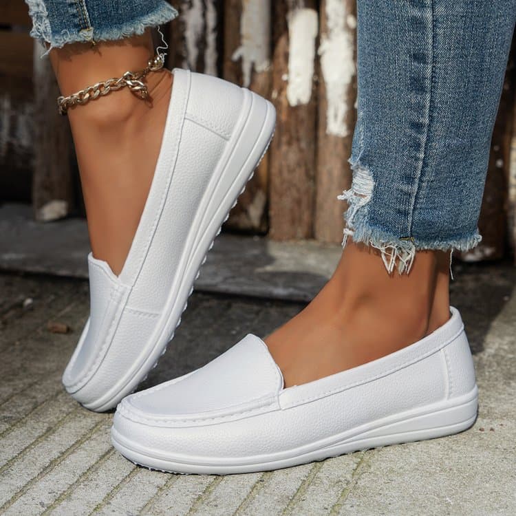 2026 Summer New Pure White Loafers Nurse White Shoes Slip-On Commuter Flats