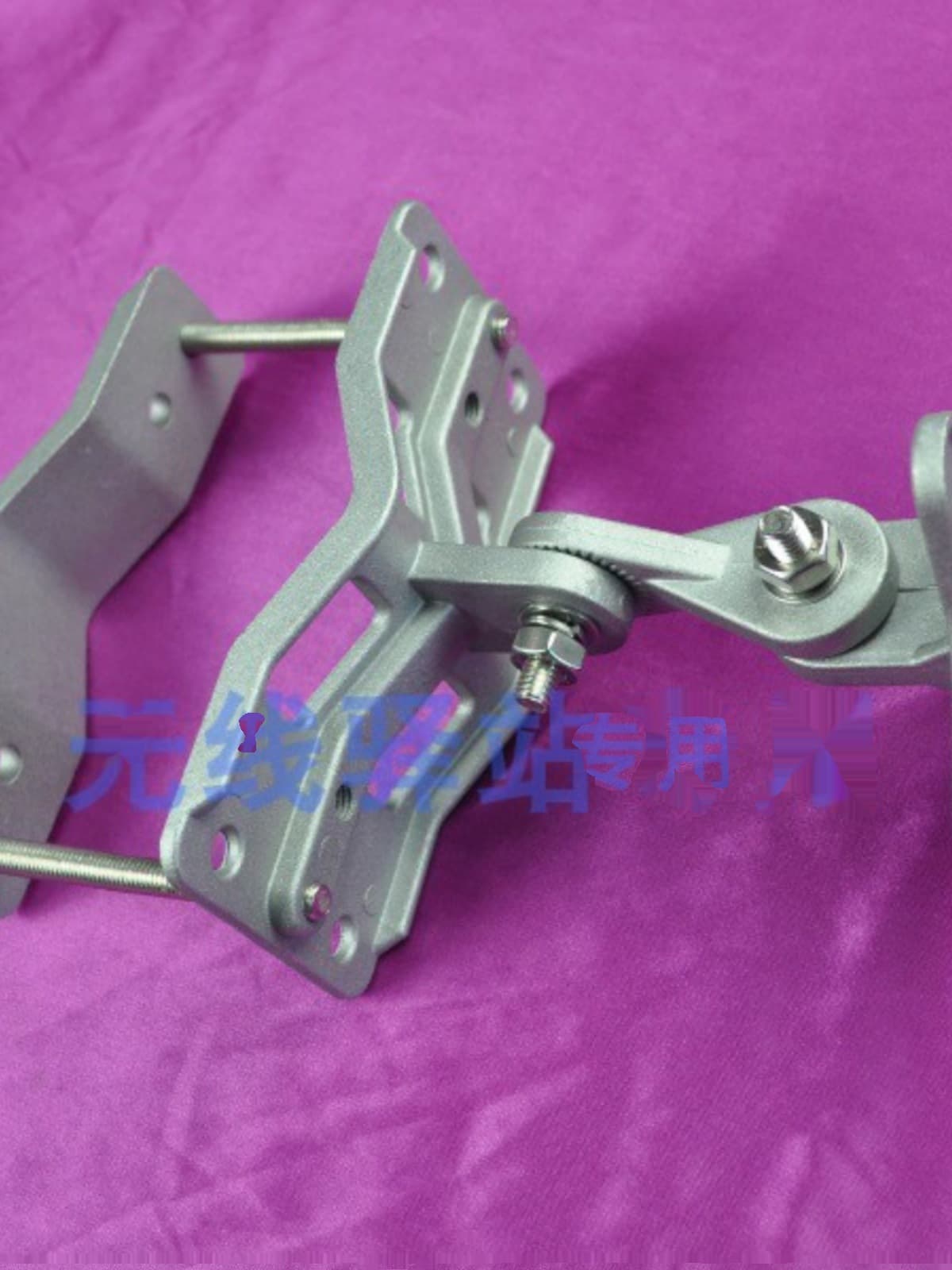 Cast aluminum gimbal antenna outdoor wireless AP bridge router base station enclosure WIFI probe LoRa gateway