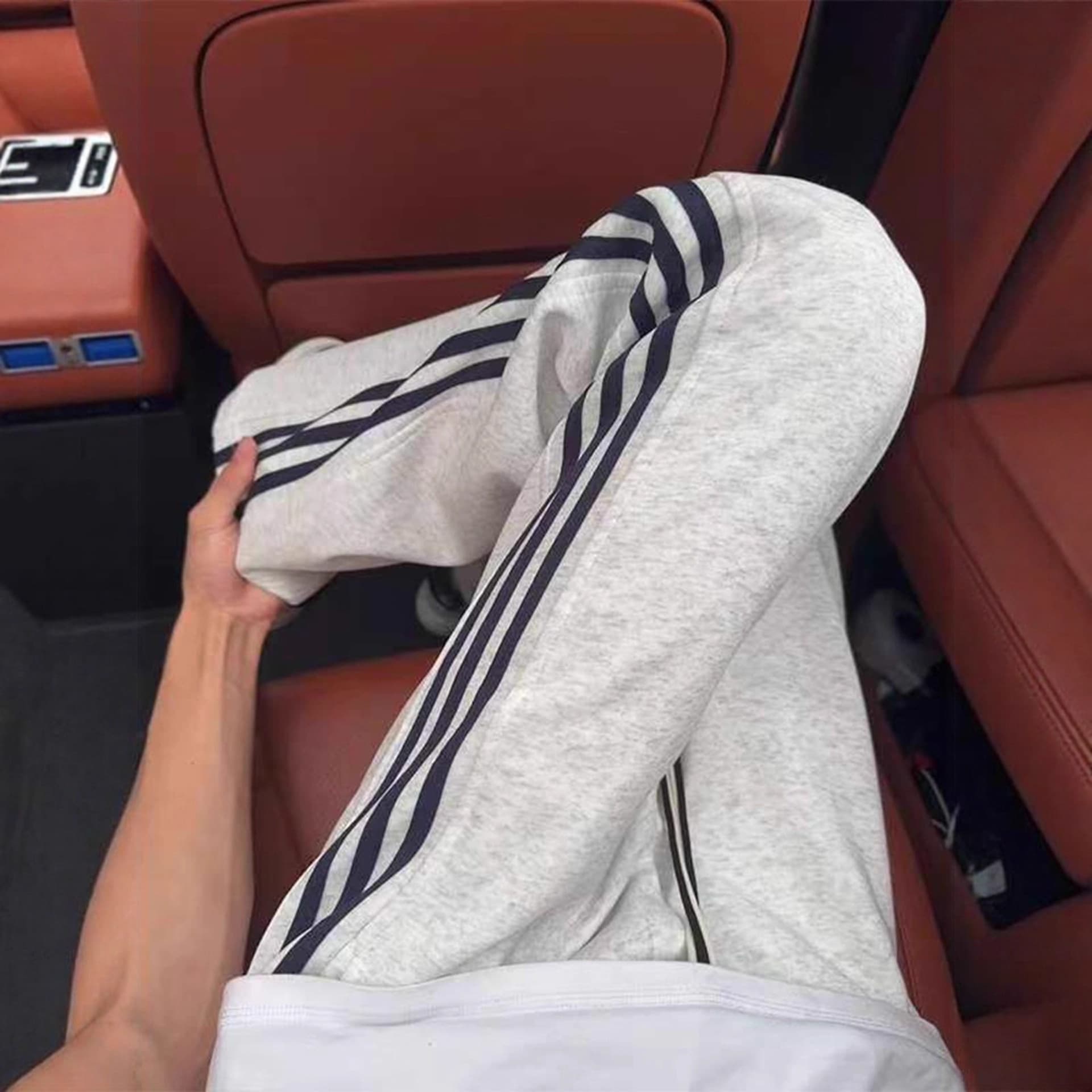 American Stripe Three-Line Pants for Men Heavyweight Streetwear Sports Sweatpants Flowing Straight Leg Cleanfit Casual Pants
